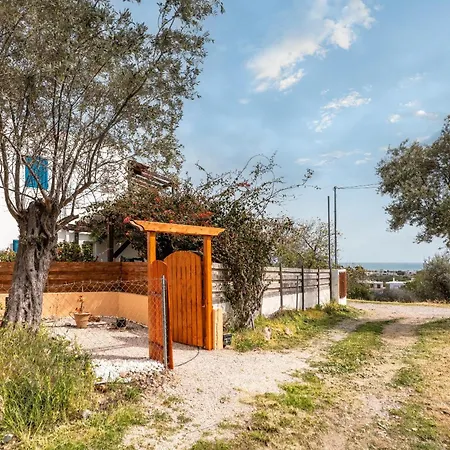 Rose Villa *